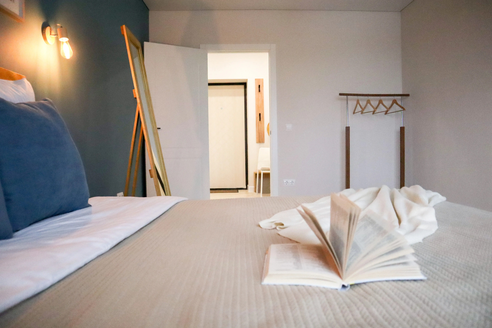 Квартира Apart Royal Хижина Художника-Место, Где Искусство Становится Реальностью