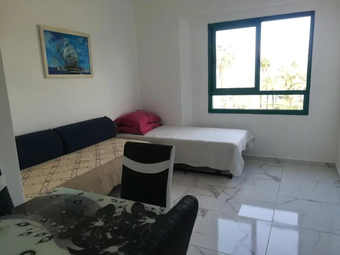 Апартаменты By The Lake