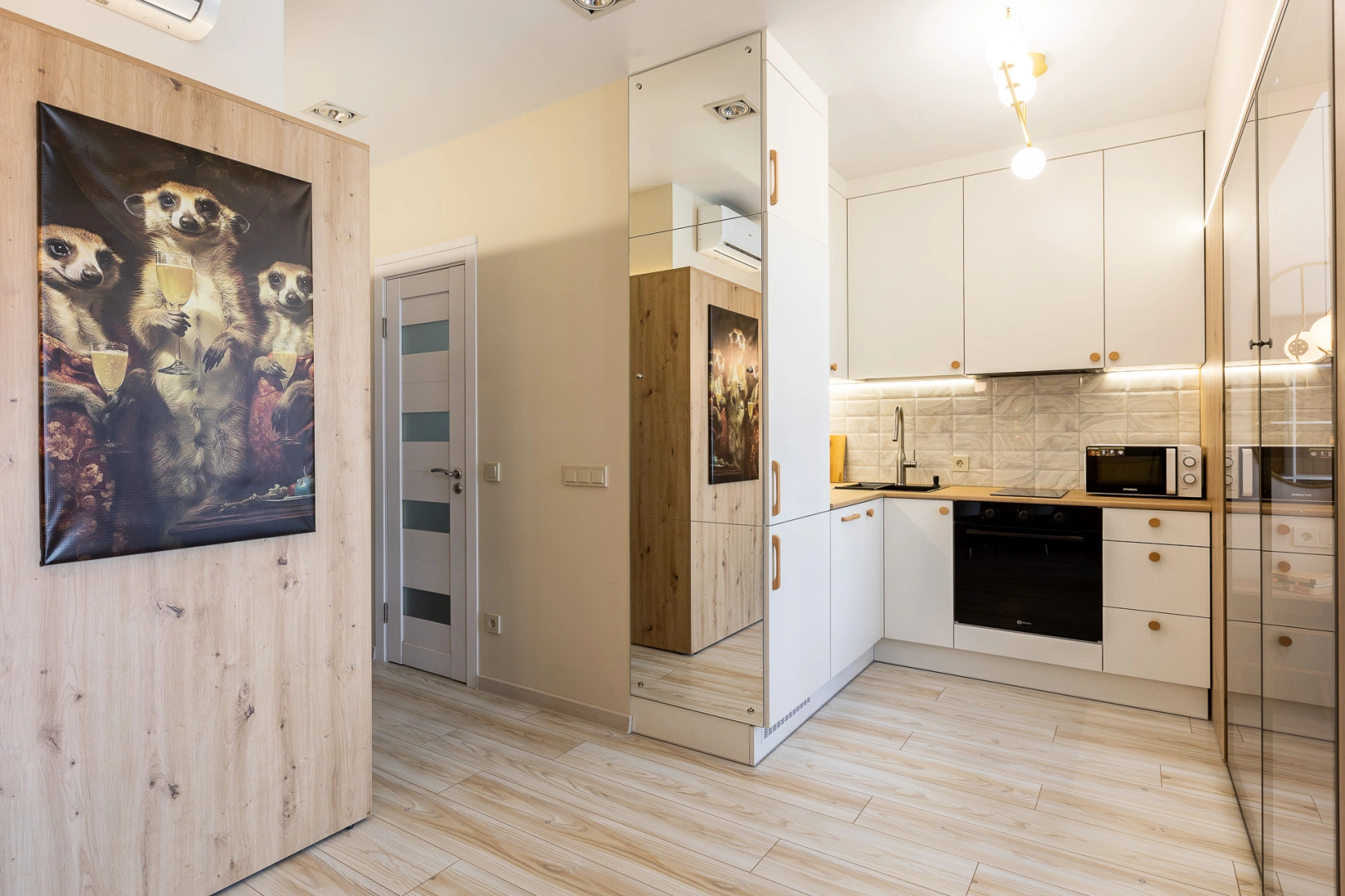 Апартаменты CozyApartments "Minsk World"