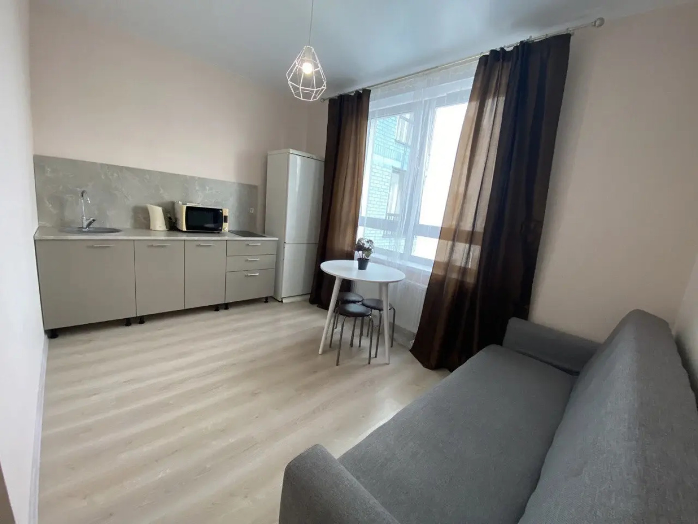 Апартаменты на улице Луньевская 4