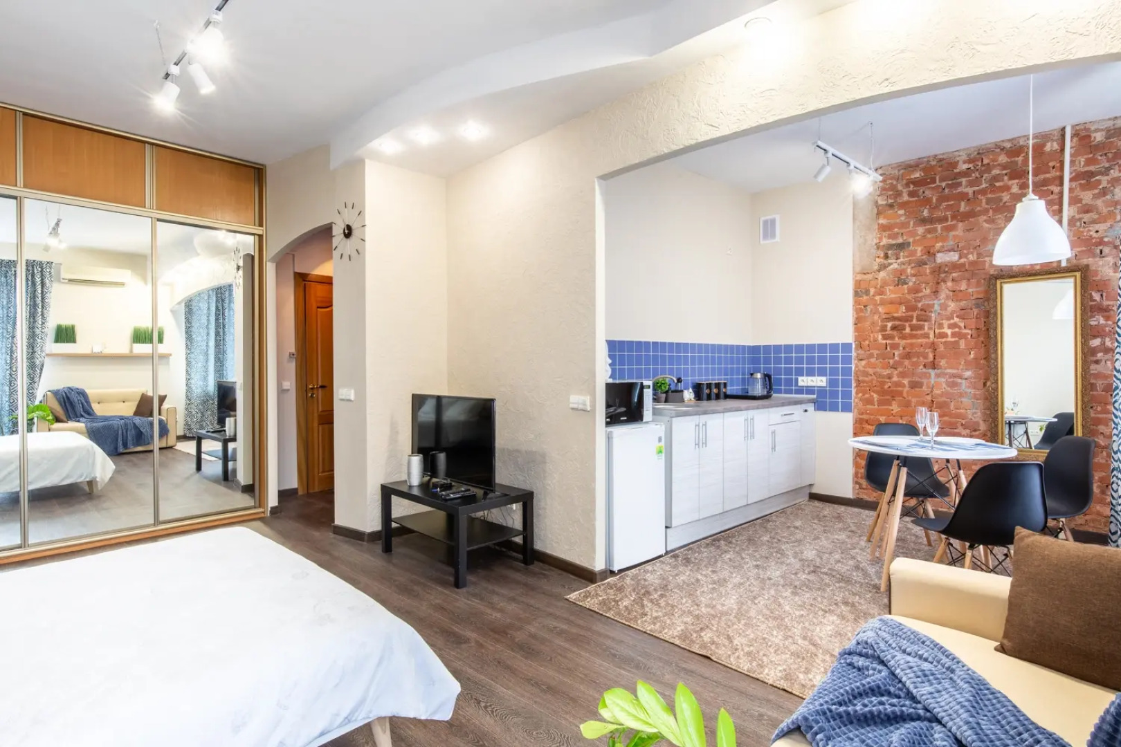 Апартаменты в центре около Журавинки