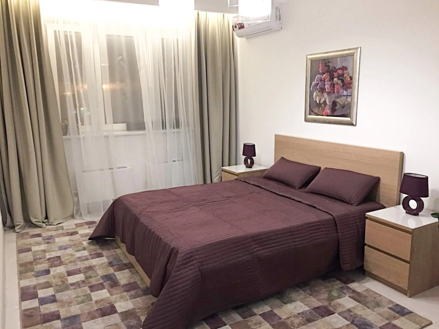 Двухкомнатные Апартаменты Люкс возле Липового Парка