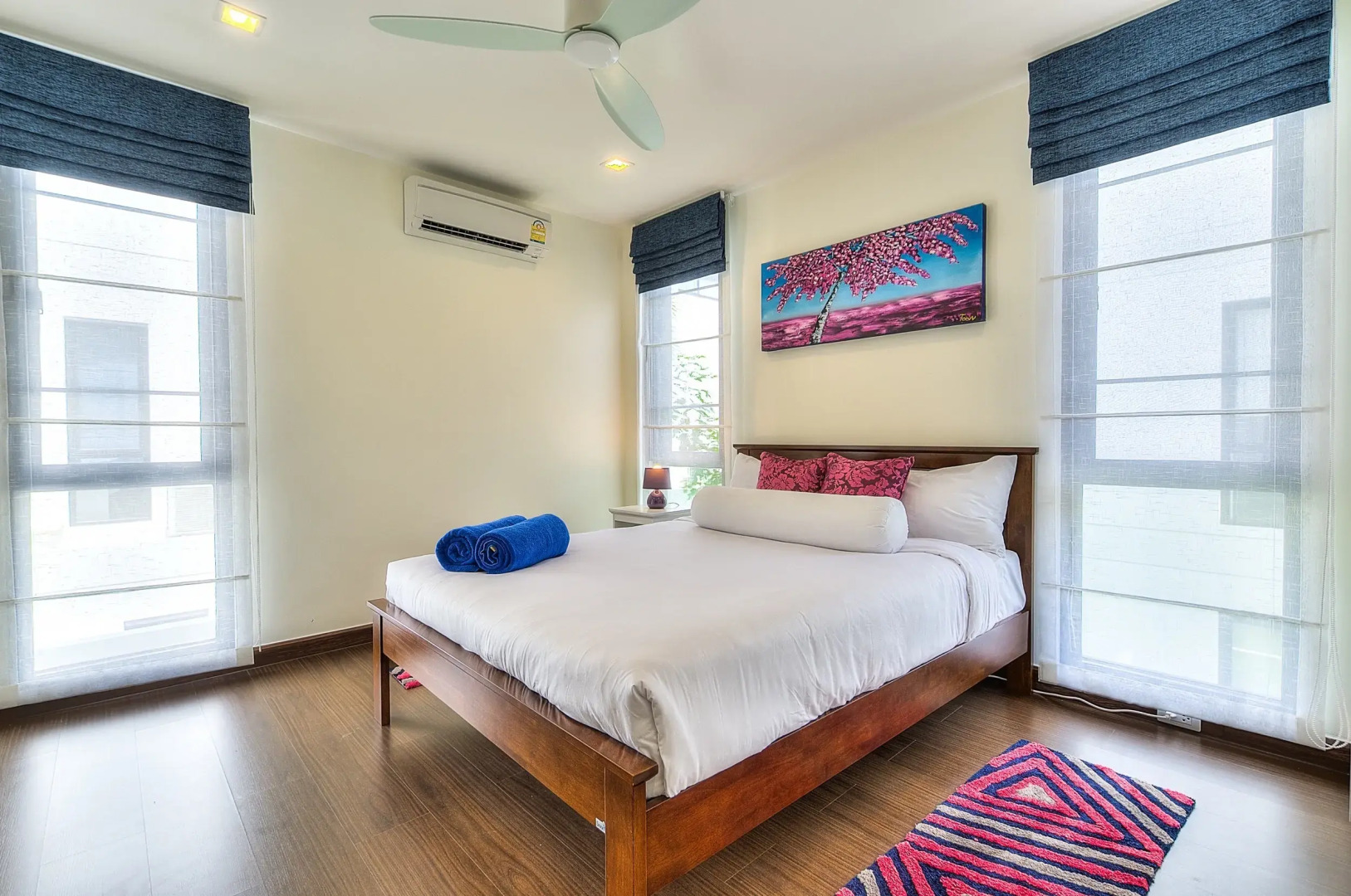 Вилла с 5 спальнями и бассейном рядом с пляжем Бангтао LP-65/45