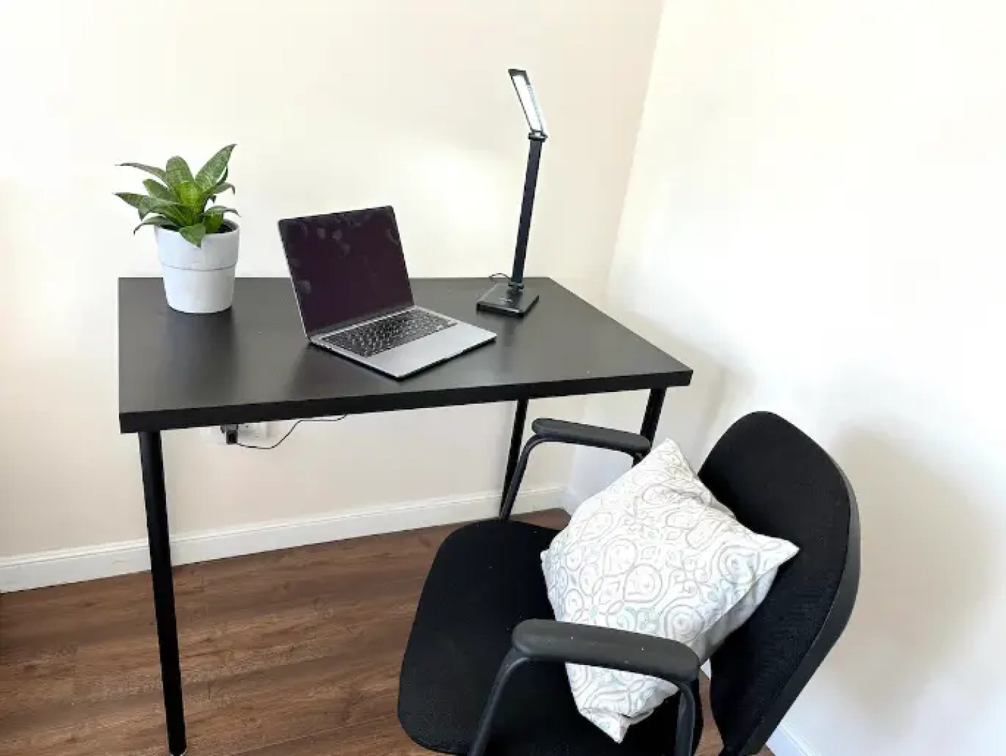 Квартира Сканди на Абая 164/10