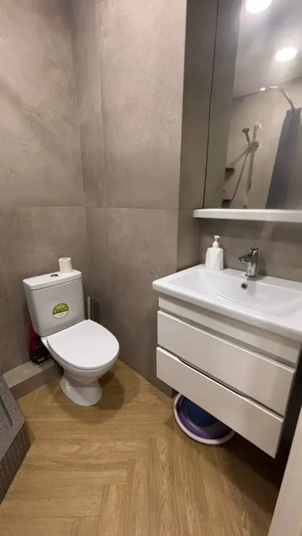 Апартаменты с Балконом и Шикарным Видом на Парк