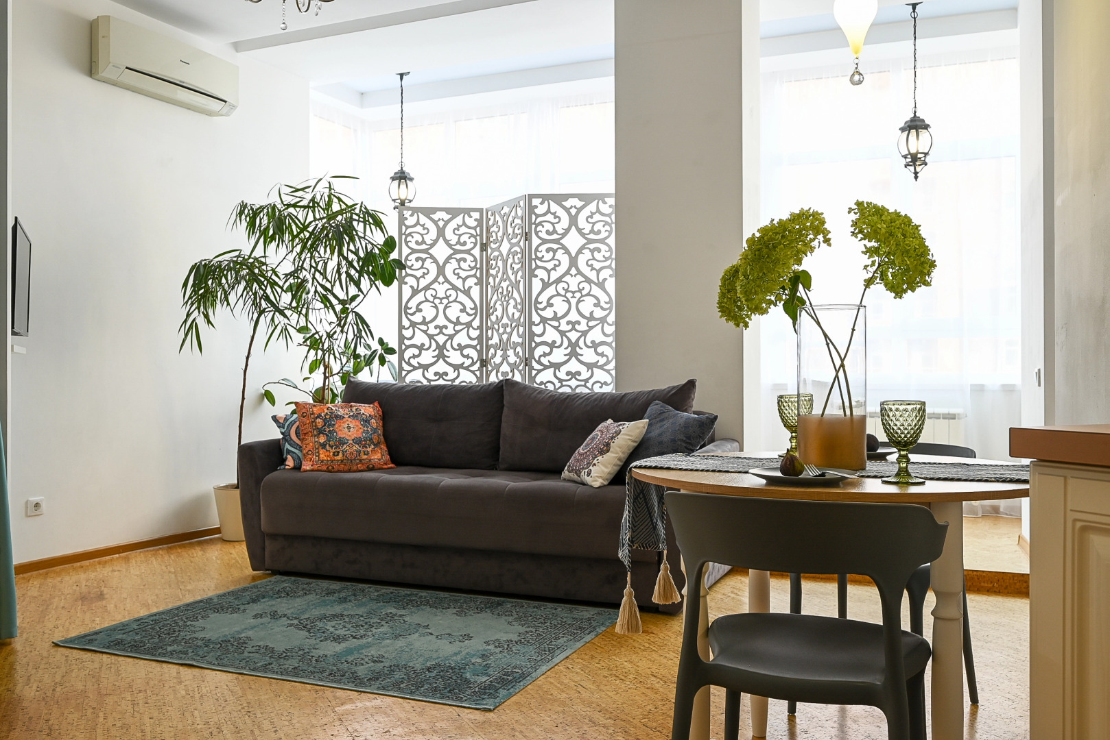 Апартаменты трехкоменатные Happy Orient возле Аквапарка и Татнефть Арена