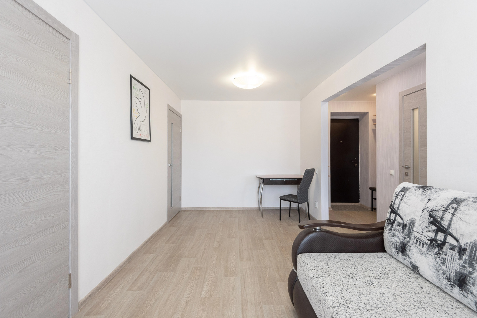 Квартира Двухкомнатная