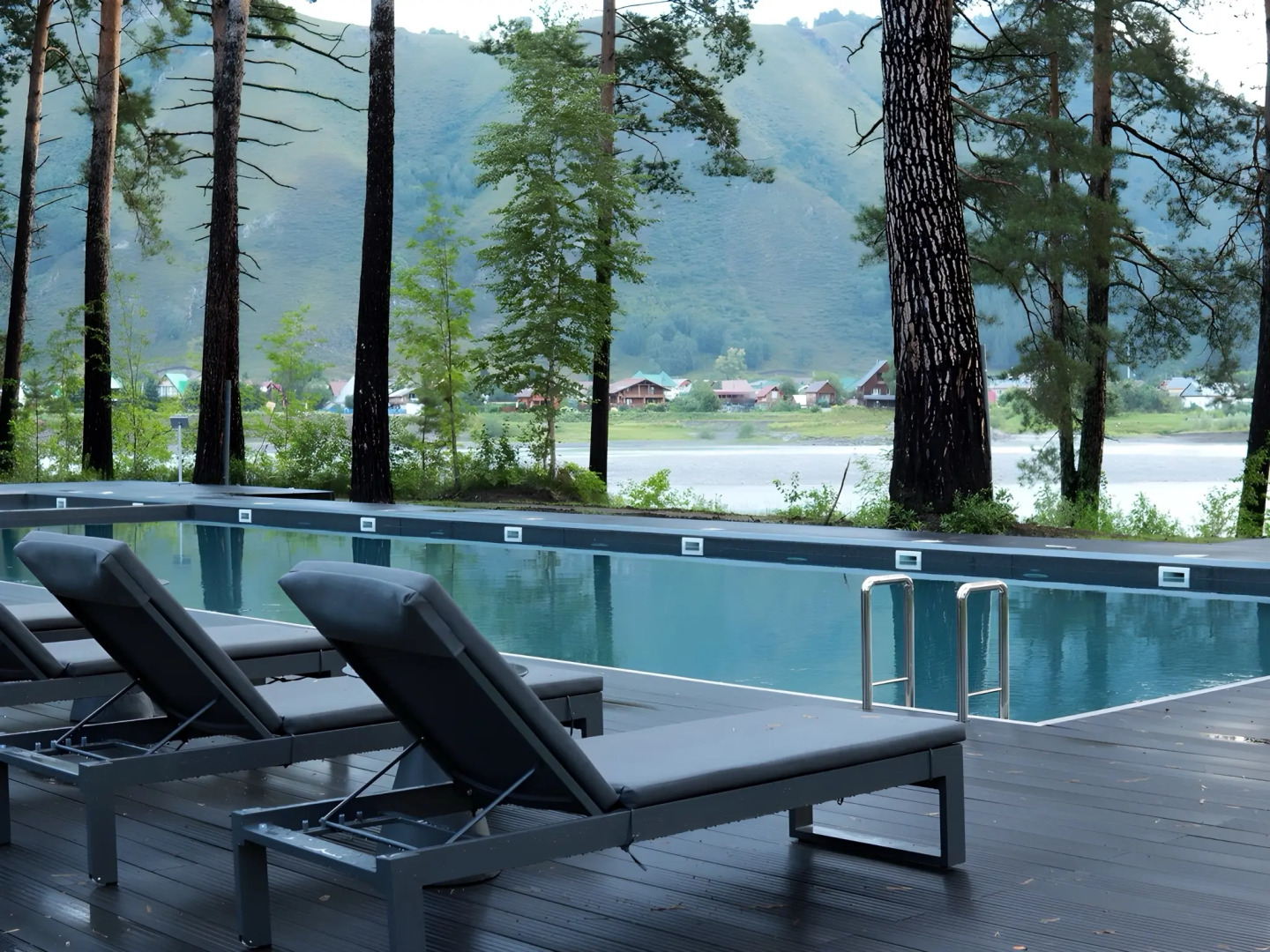 Отель Загородный Хвоя в горах