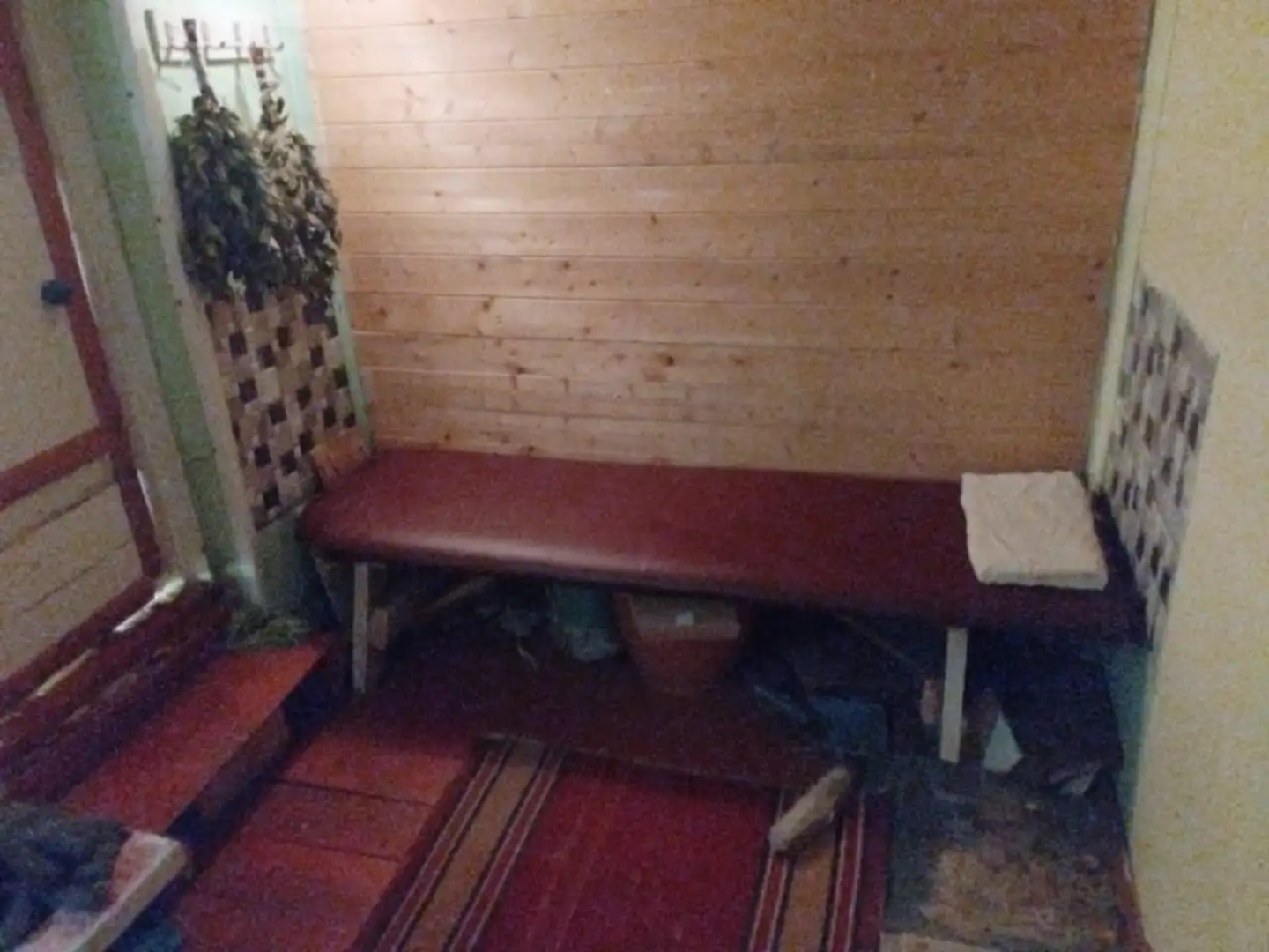 Частный дом У Пруда с Банькой и Беседкой