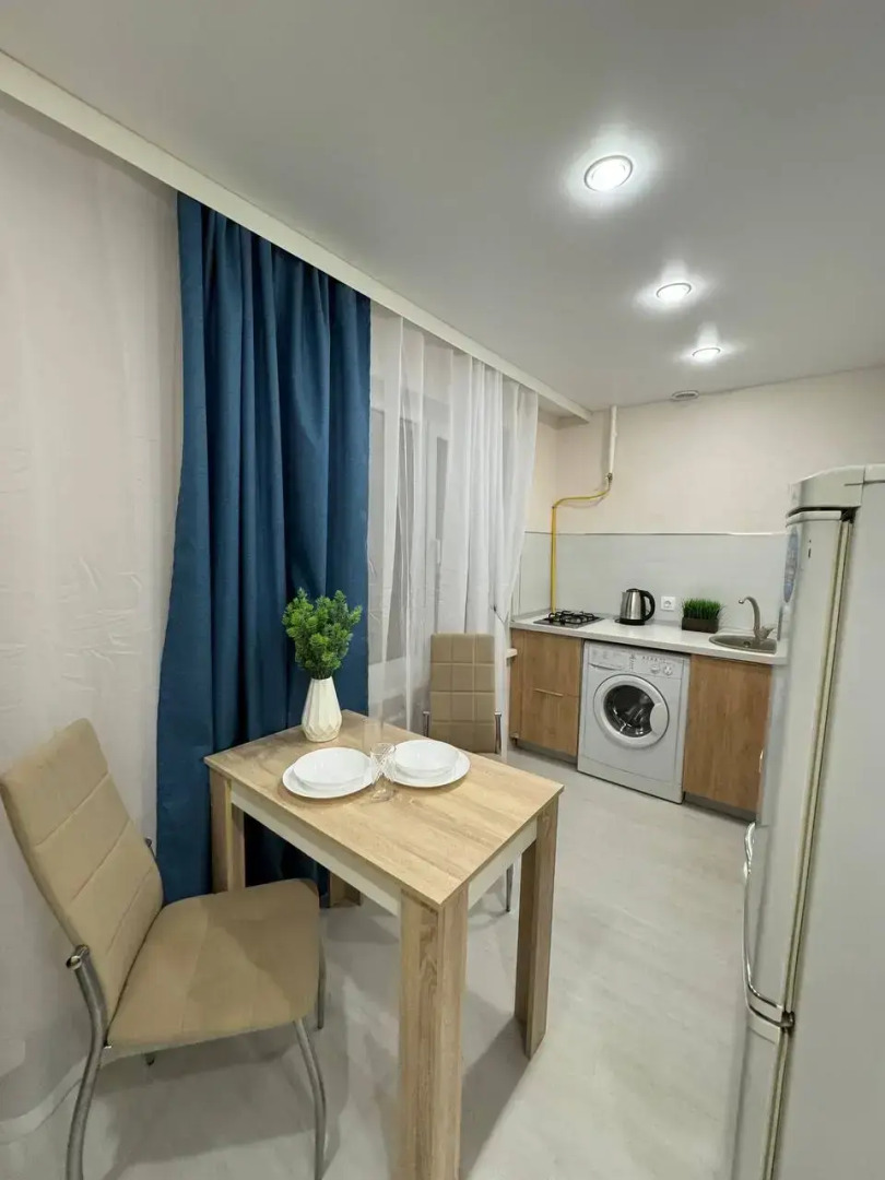 Квартира Уютная на Адоратского