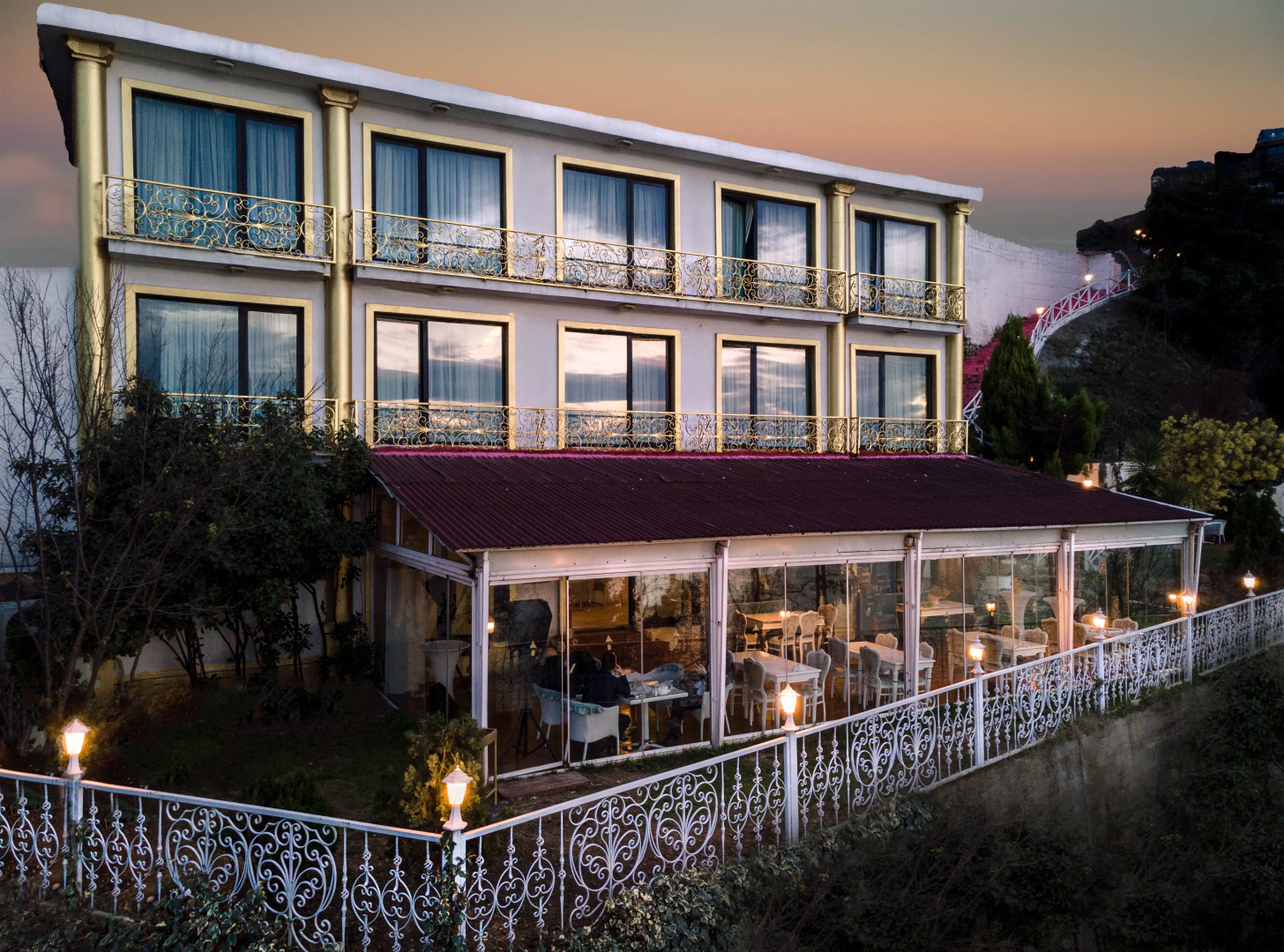 Отель Babizer Konaklama & Restoran