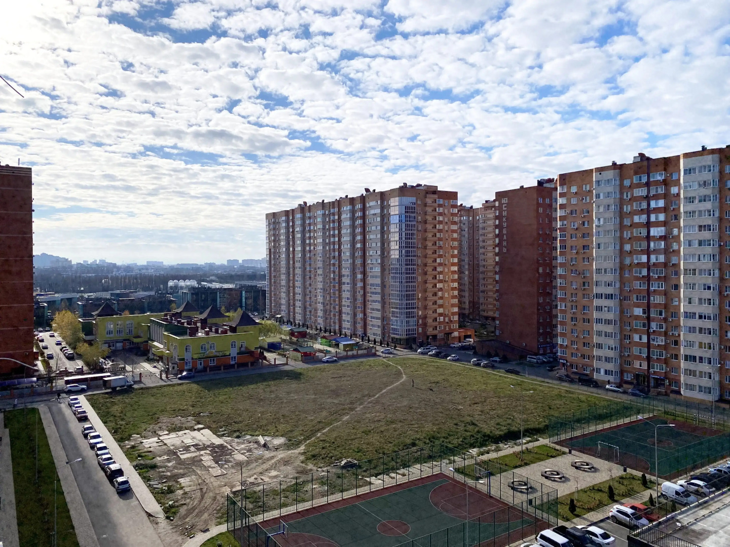 Апартаменты Вишня Апарт Парк Галицкого