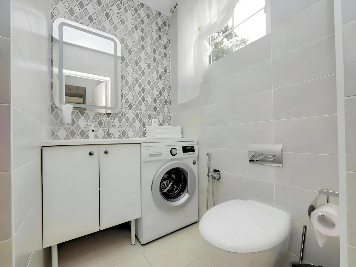 Апартаменты GoodZone на Театральной 1