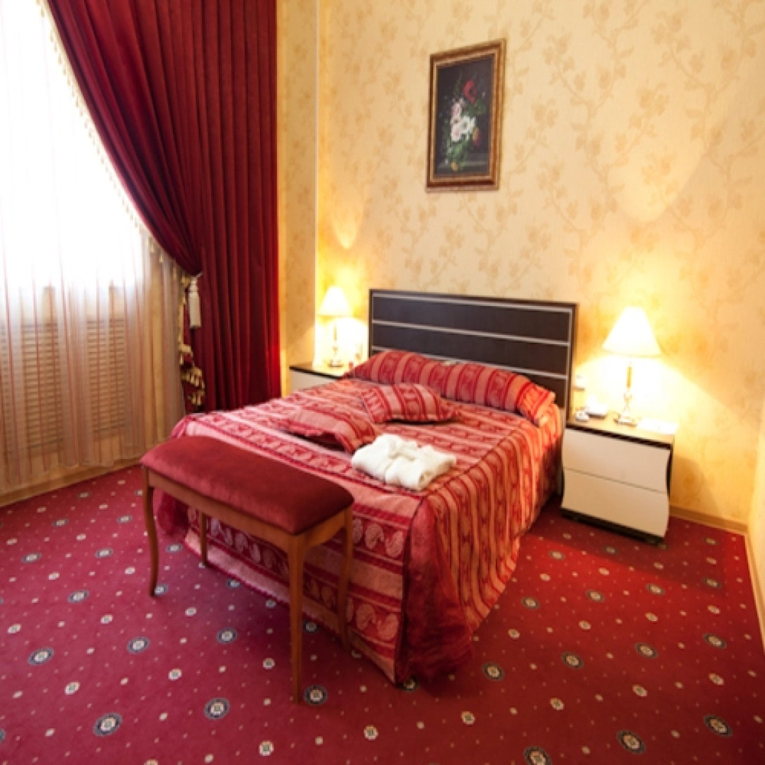 Отель Амакс