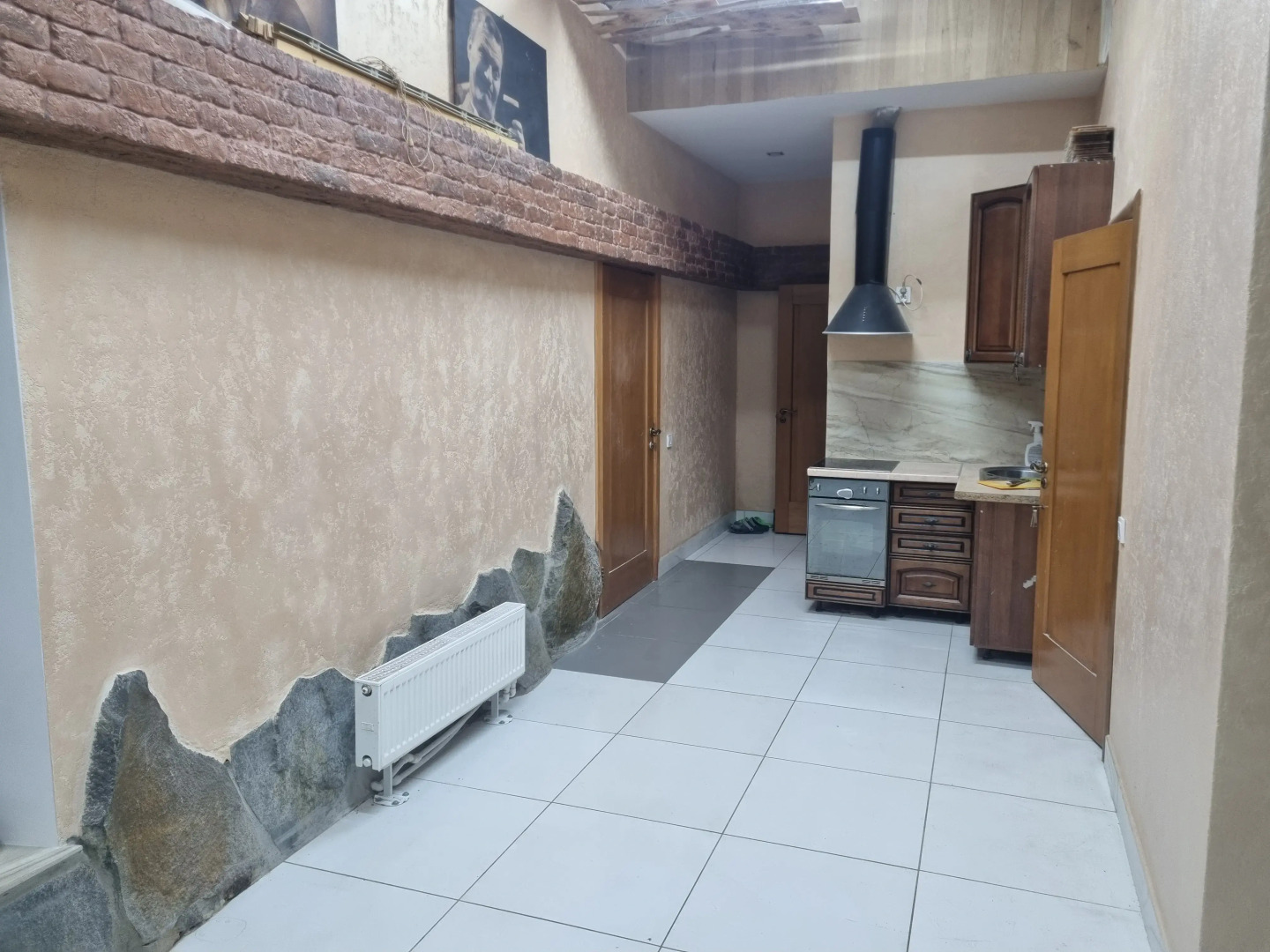 Шале Вдали от жен