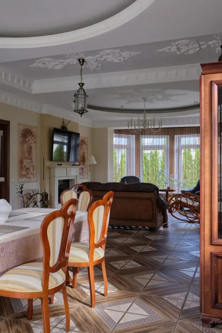 Частный дом Просторный уютный Особняк