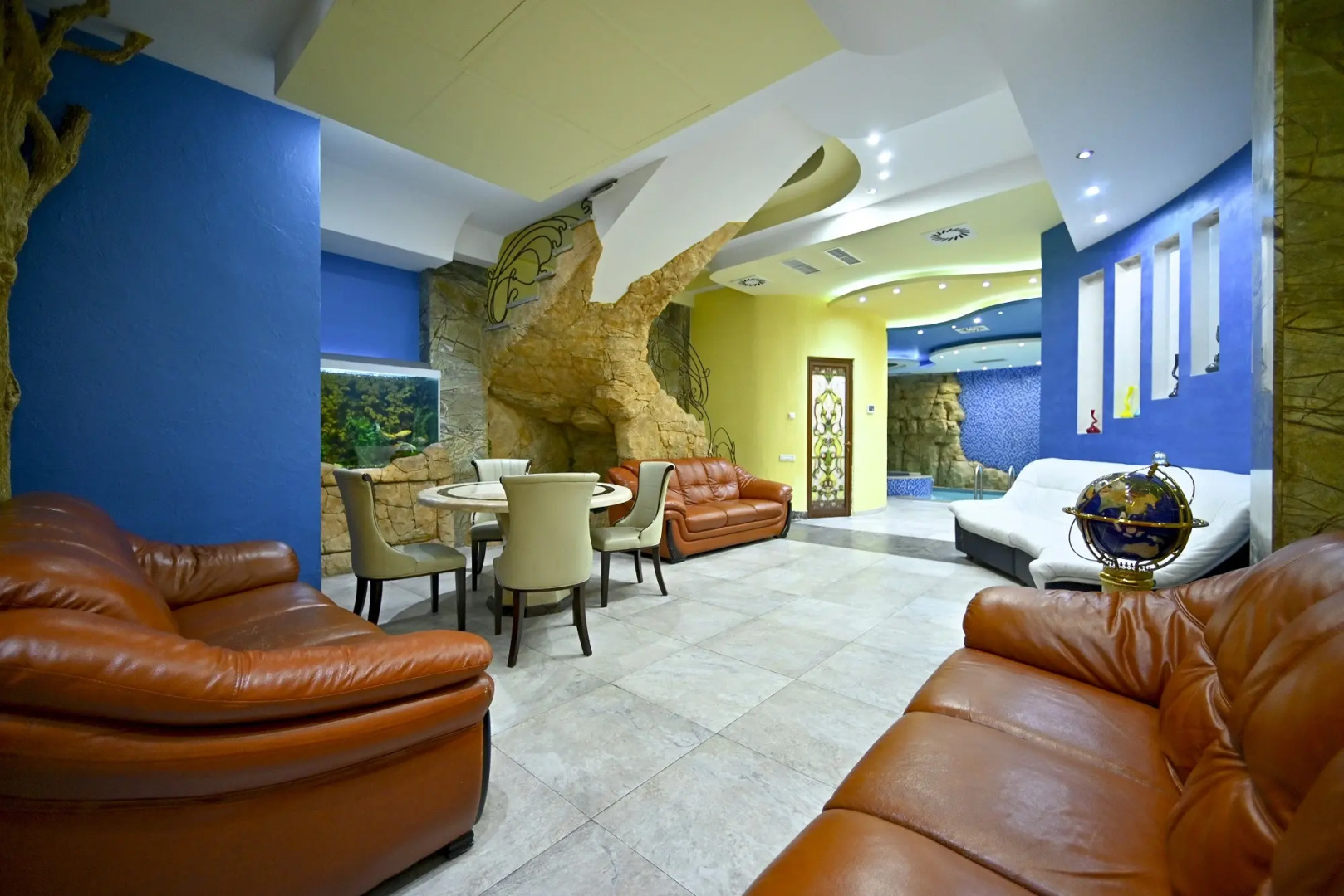 Отель Грейс Форум