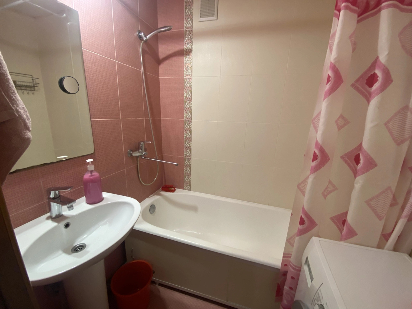 Апартаменты В Центре Махачкалы с Видом на Море и Горы