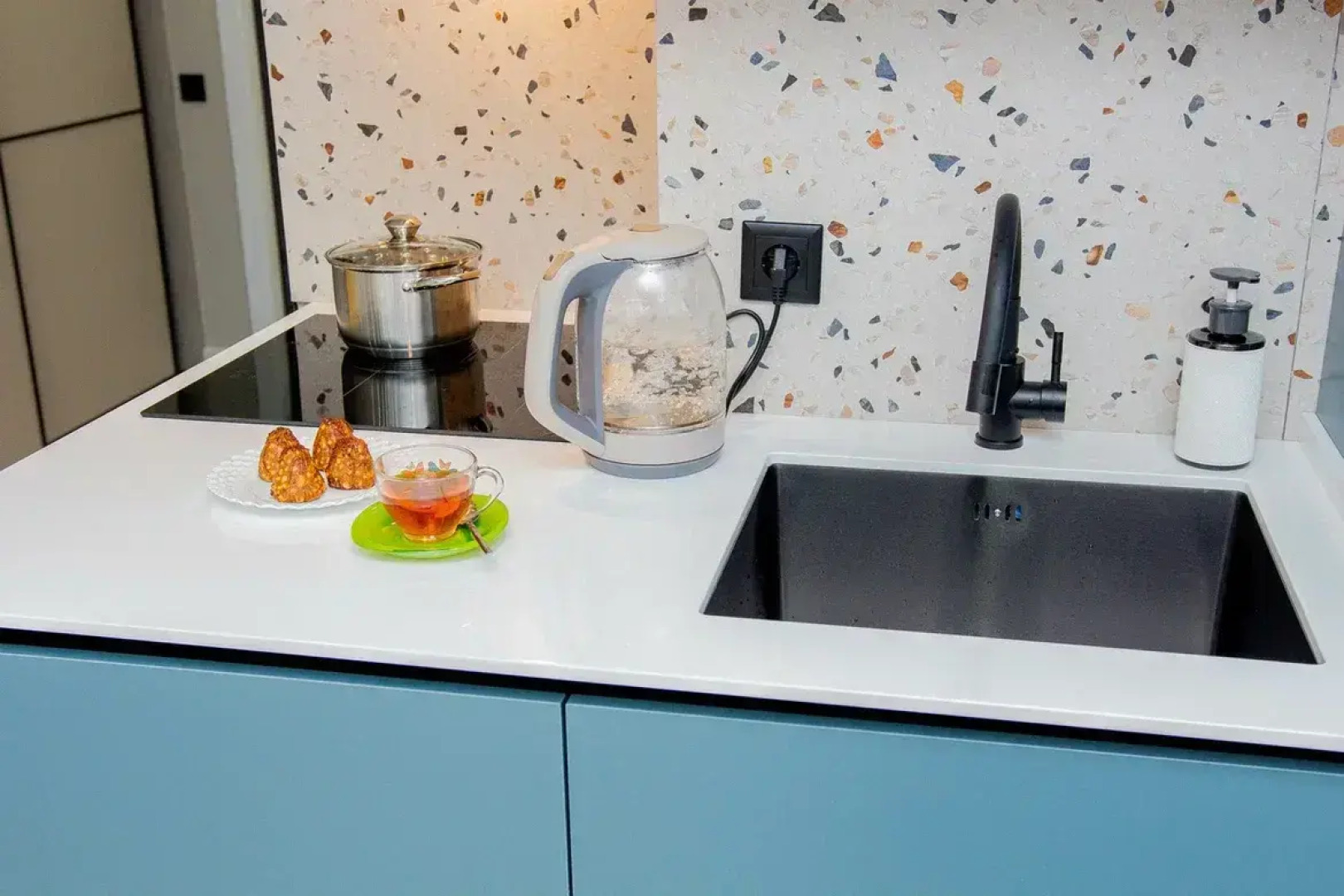 Квартира FSF эксклюзивная студия в центре (Superior)