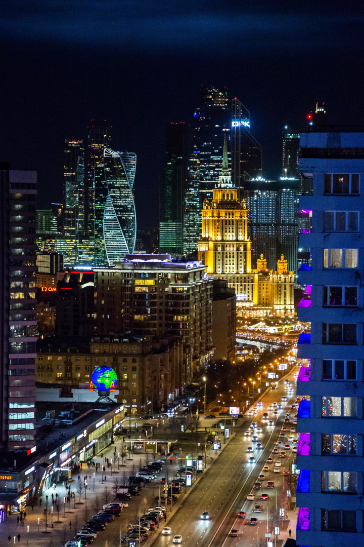 Great view on Kremlin 2 rooms apartment 23 floor