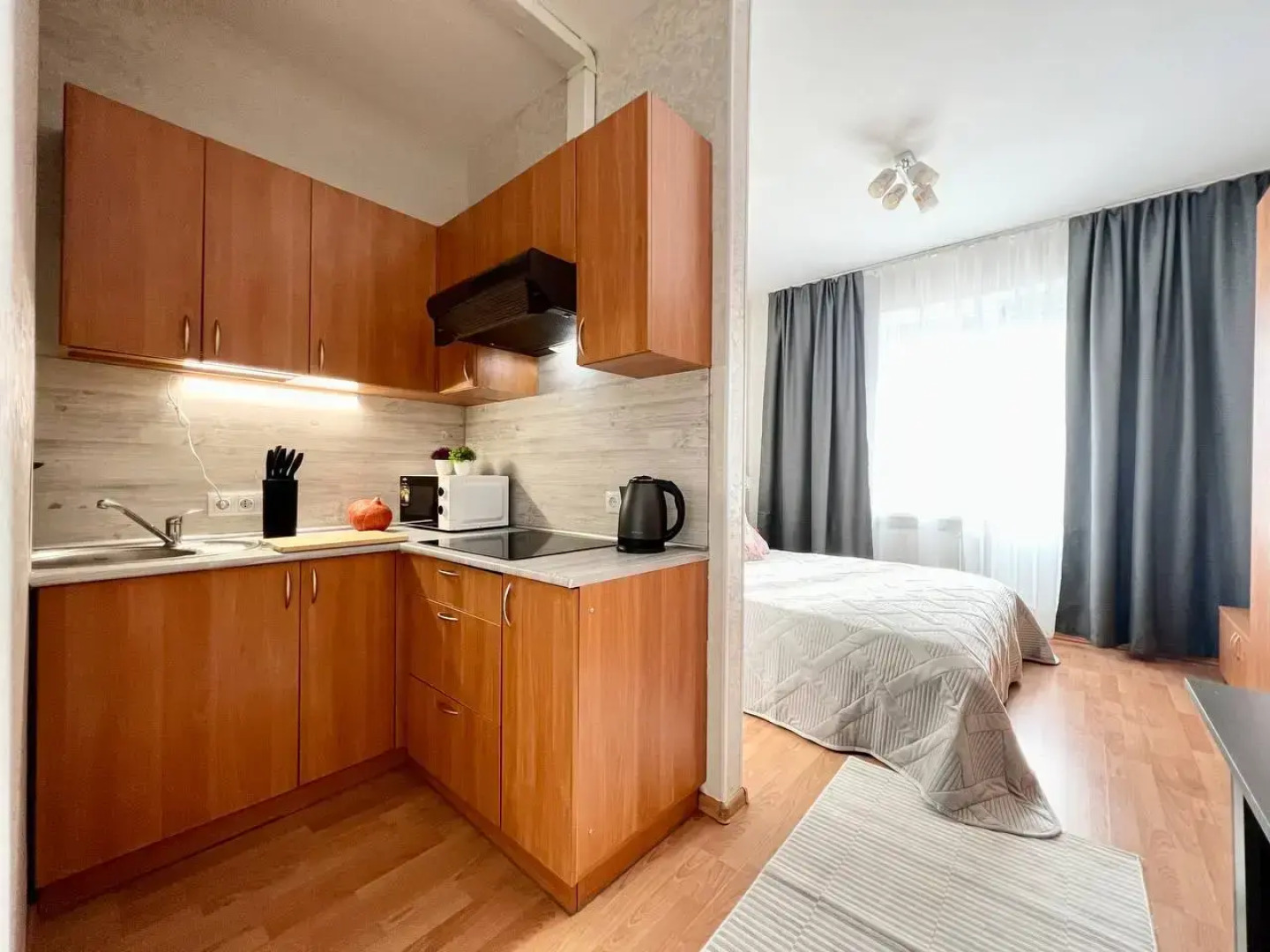 Квартира студия Гости Дома у метро Пионерская