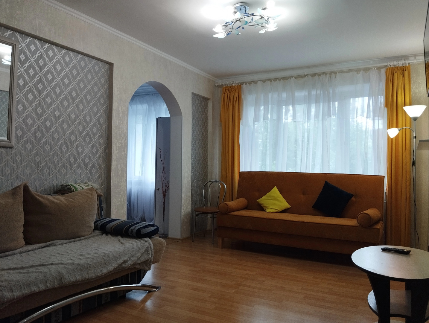 Квартира Двухкомнатная возле центра