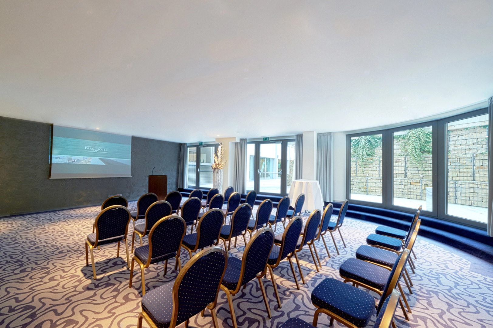 Отель Alvisse Parc