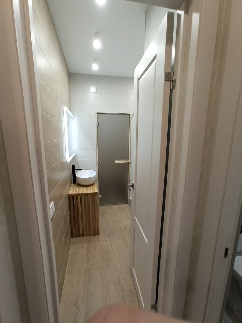 Квартира 1 Комнатная  с Сауной и 2мя 2х спальными Кроватями в Частном Доме