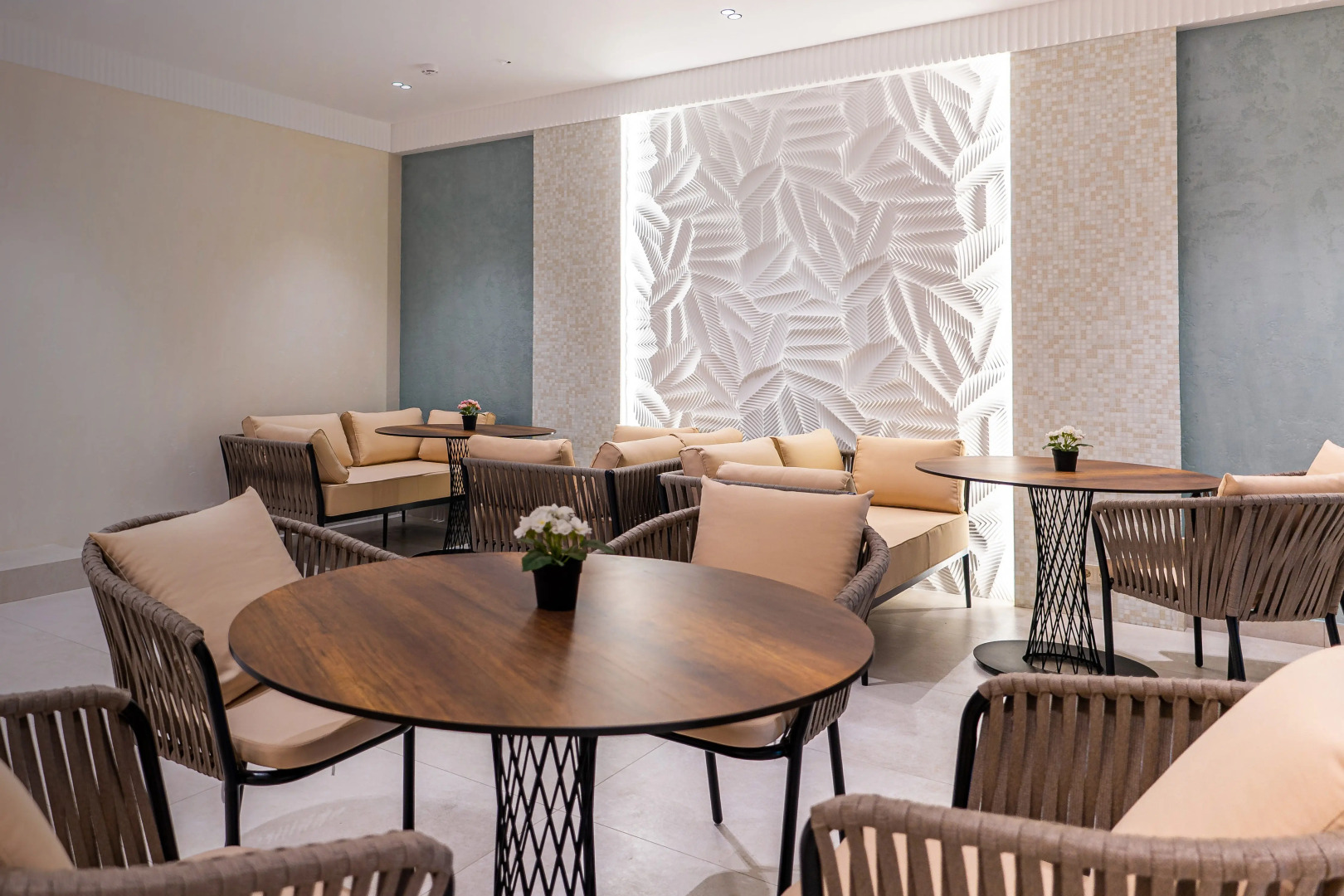 Отель Вилла Альпина