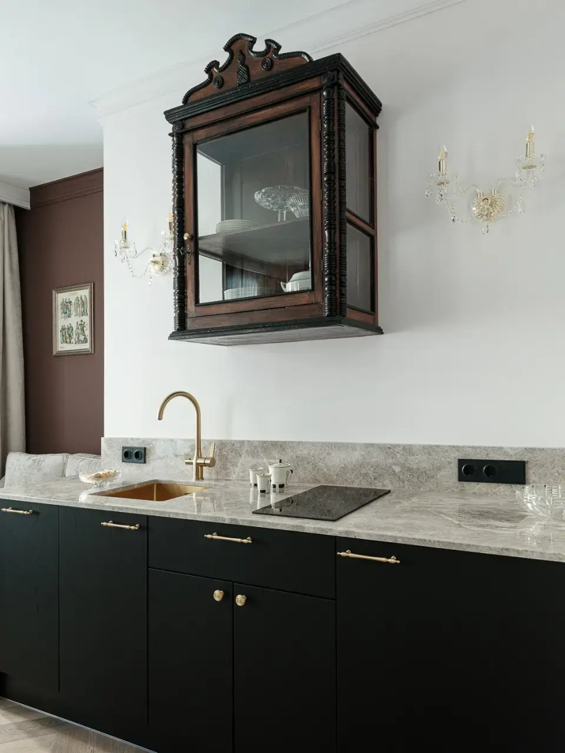 Квартира с авторским дизайном LetYourFlat Burgundy