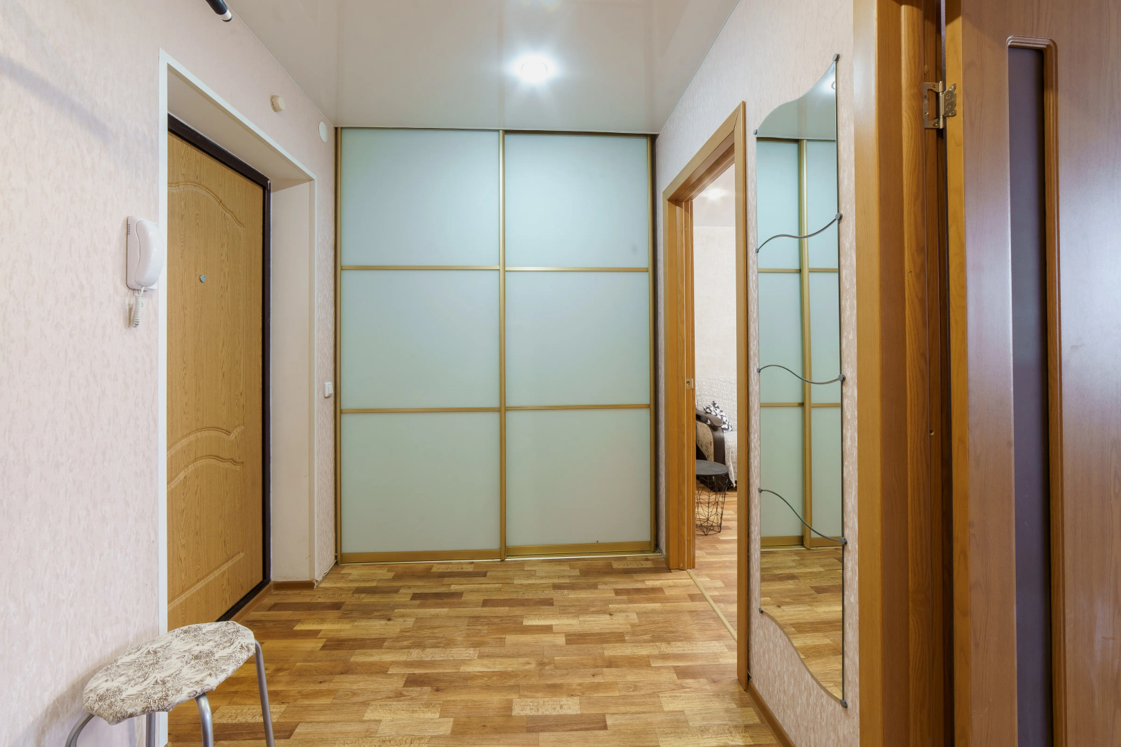 Апартаменты Gorkiy House на Волжская Набережная 15