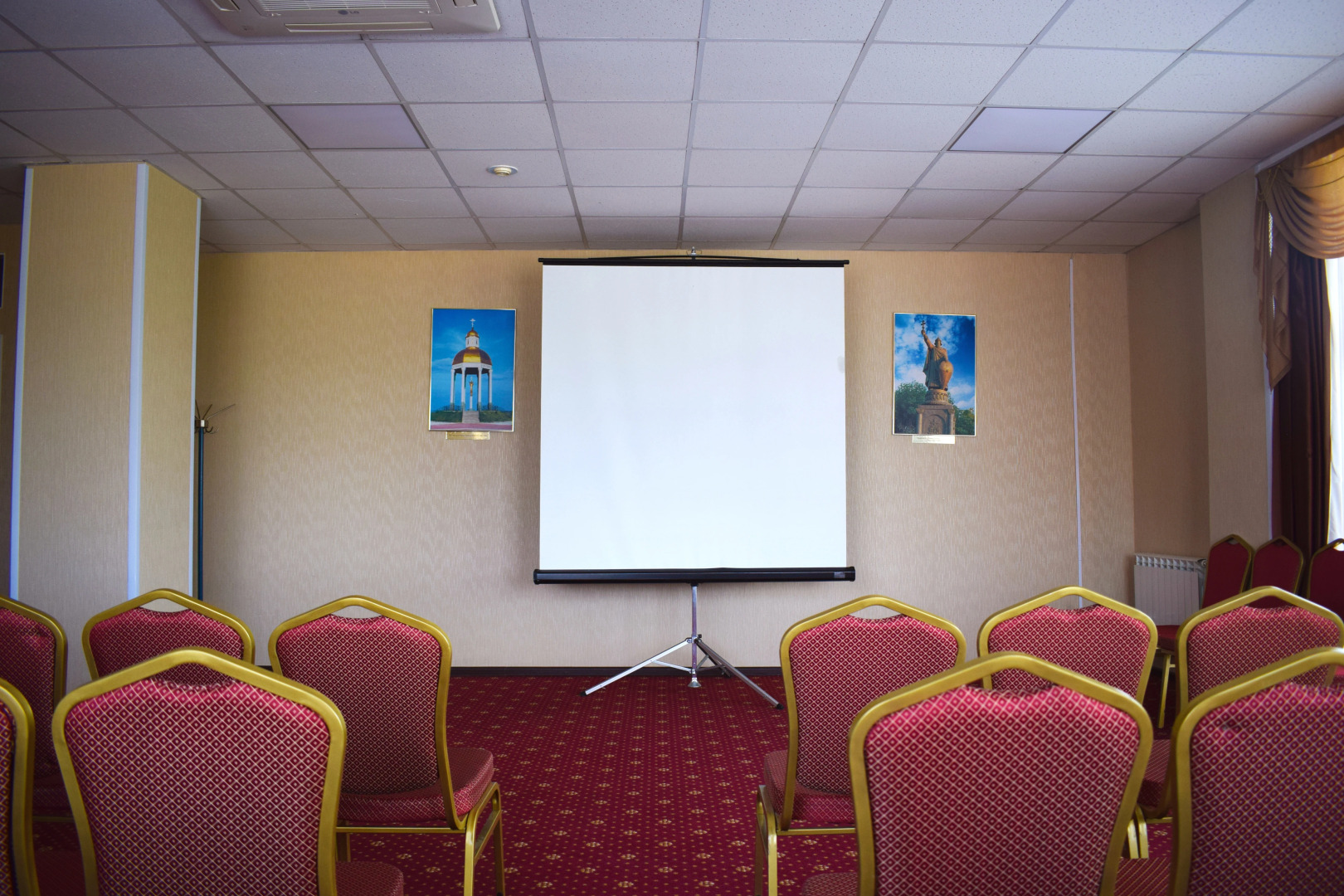 Отель Амакс