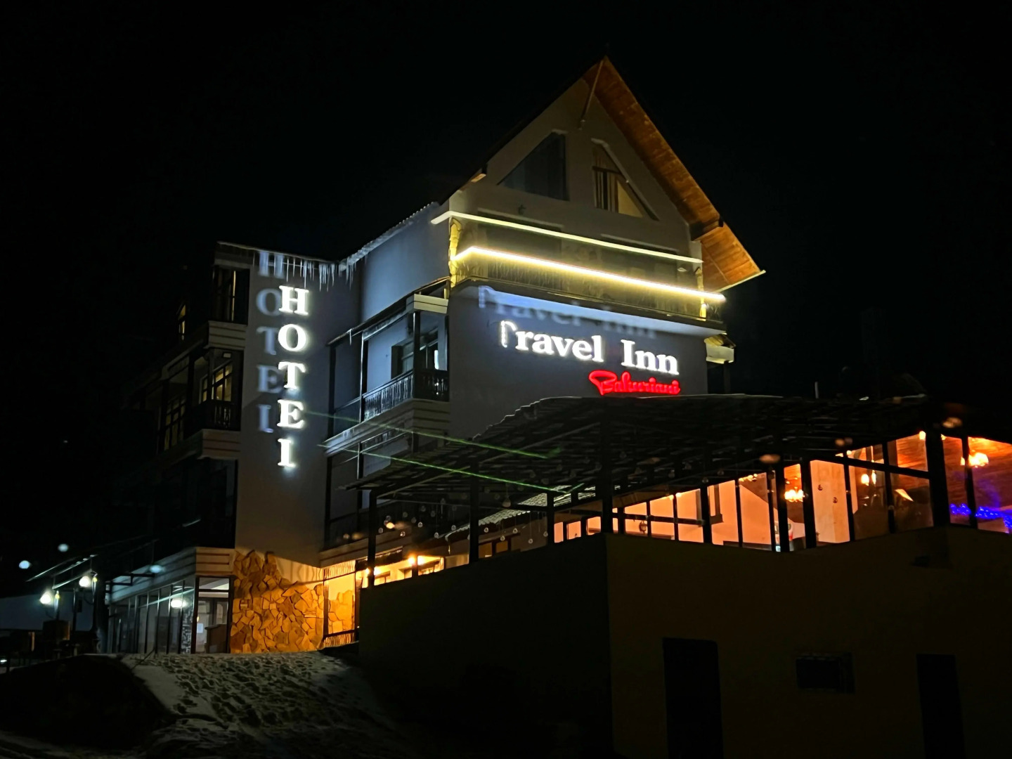 Отель Travel Inn Bakuriani