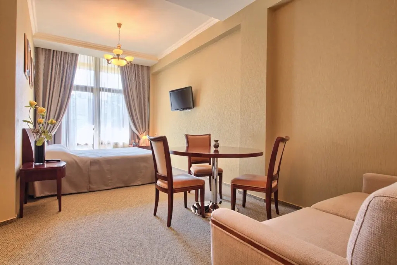 Health & SPA Hotel Plaza Essentuki