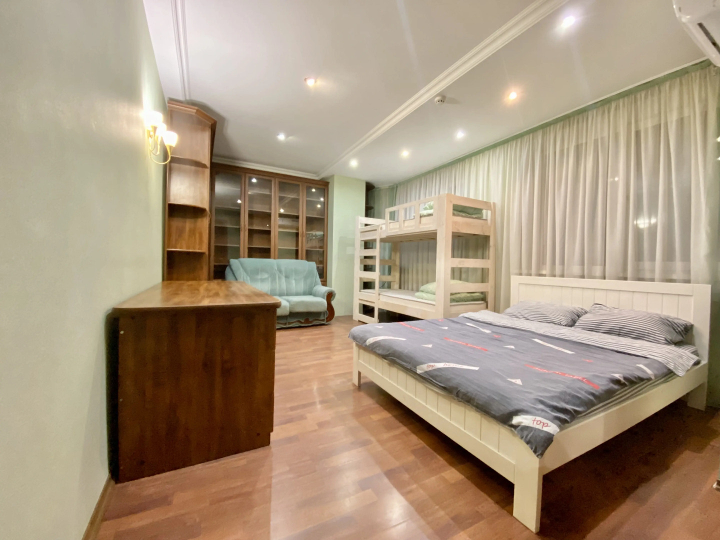 Гостевой дом На Алексеевской. Центр. Вид на море и центральную площадь