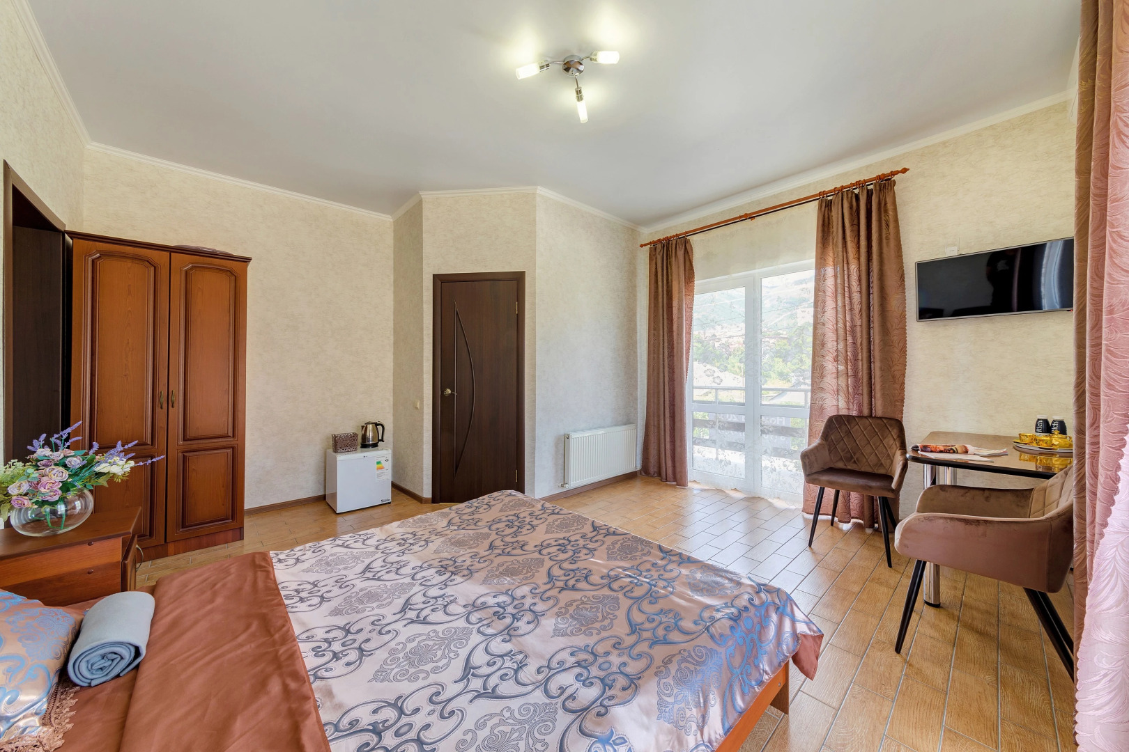 Гостевой Дом на Красных Партизан 66