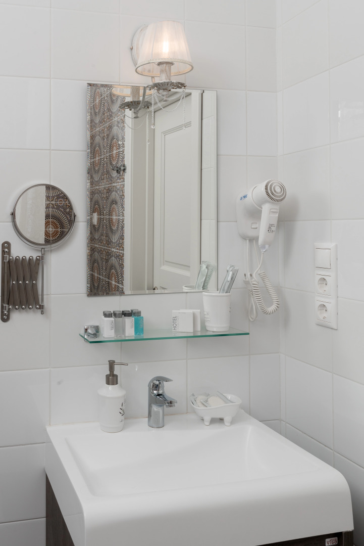 Отель Welcome House