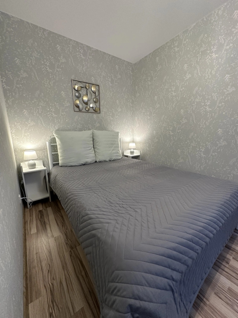 Квартира Двухкомнатная на Свободы 59