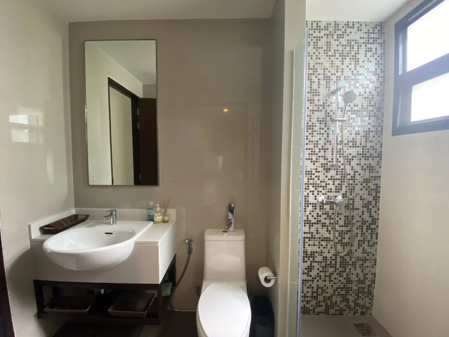 Вилла с бассейном и фитнес-залом 4 спальни рядом с пляжем Банг Тао LP-65/168