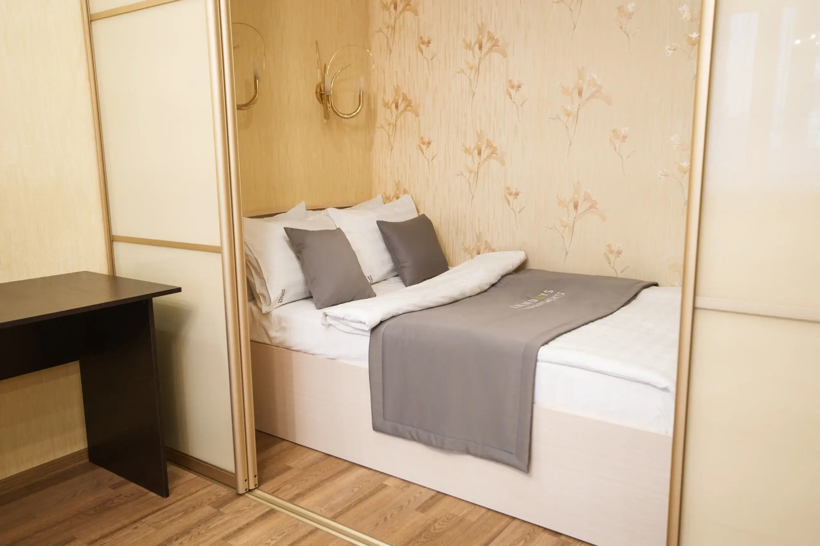 Квартира Inndays Apartments на Староникитская 105б (2)