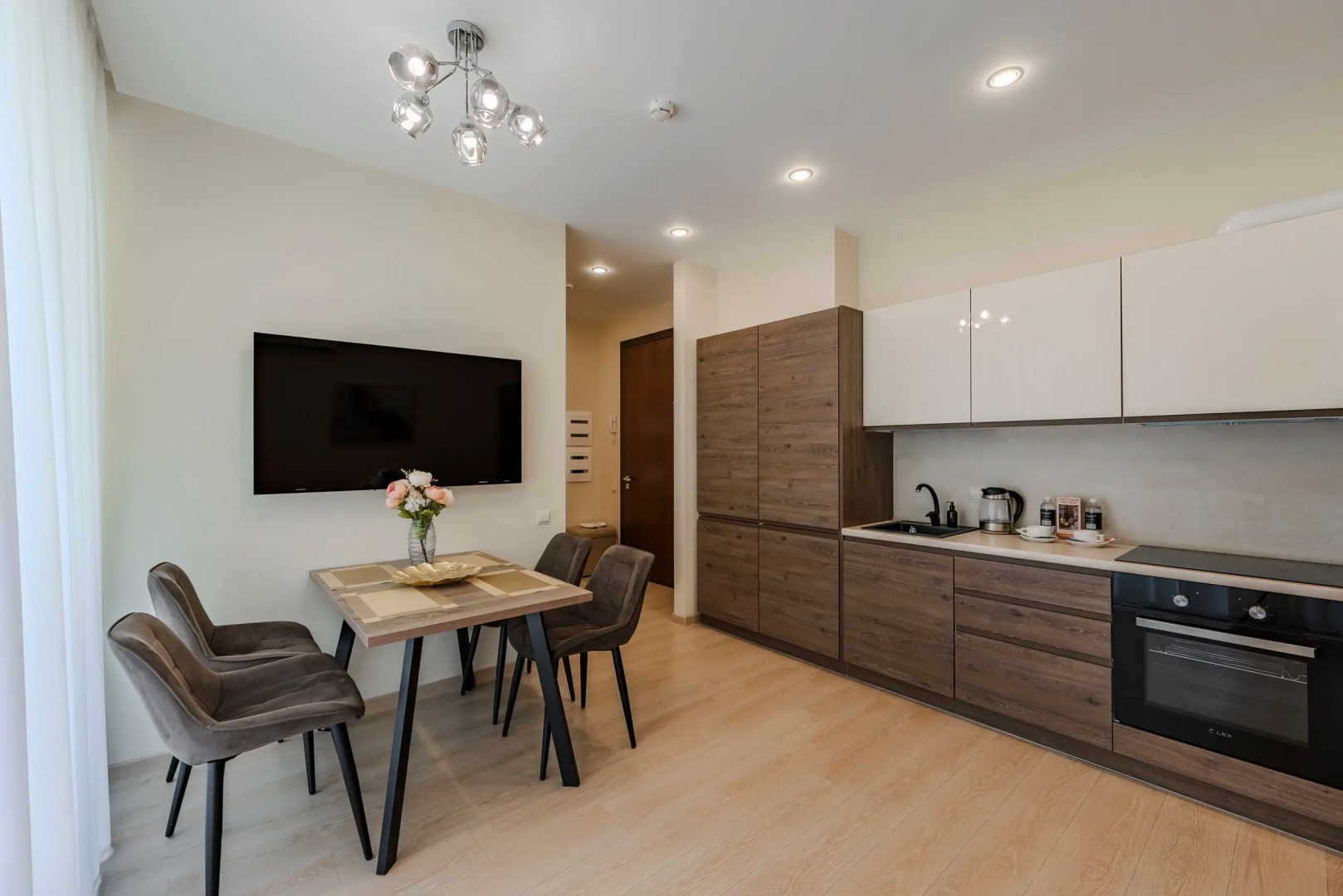 Апартаменты в Самом Центре Сочи в АК Архитектор