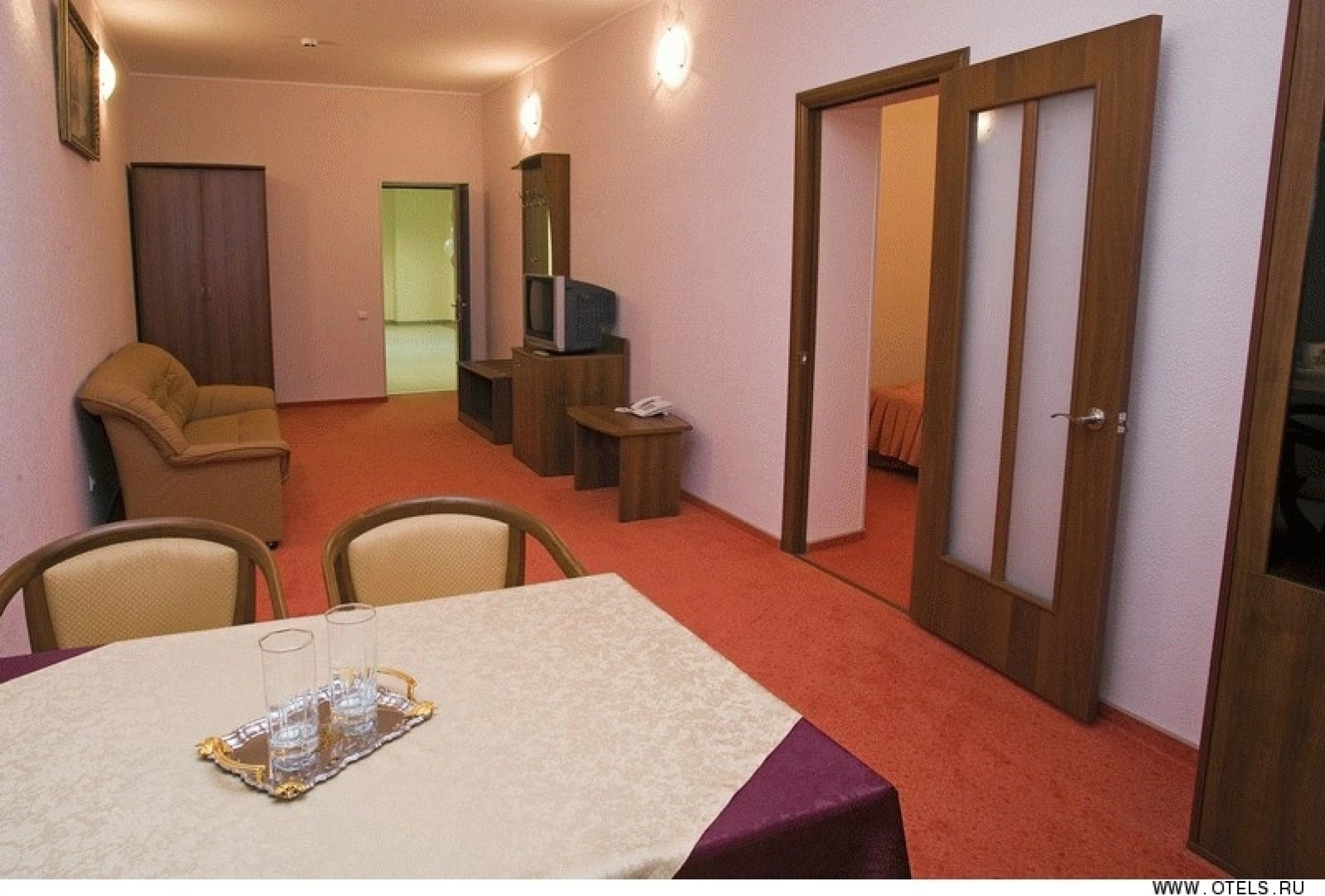 Отель Ливадия