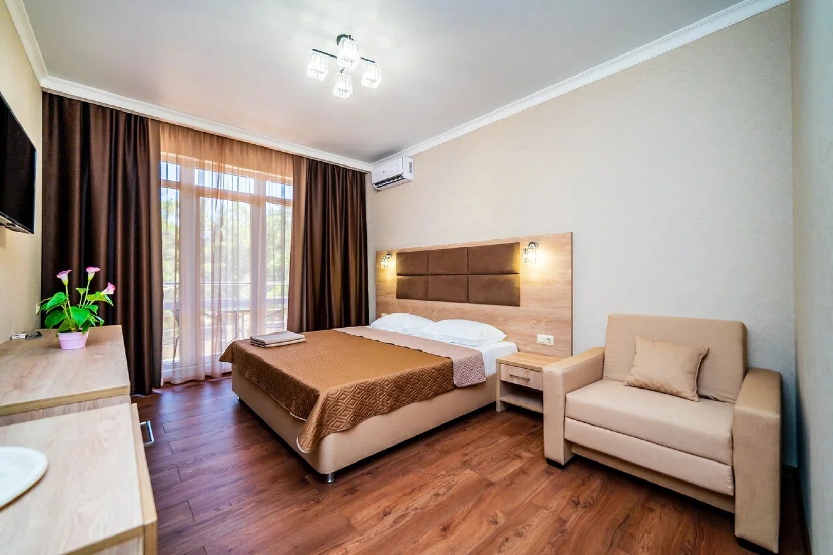 Отель Анжелика