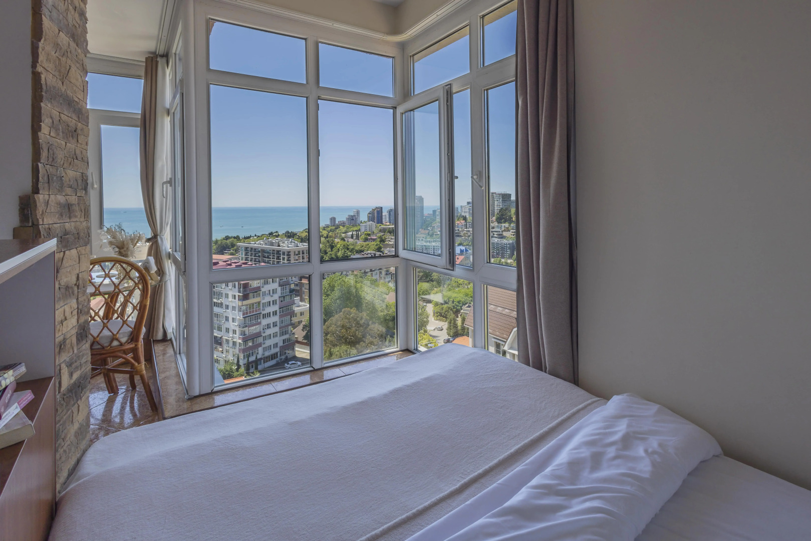 Апартаменты с видом на море