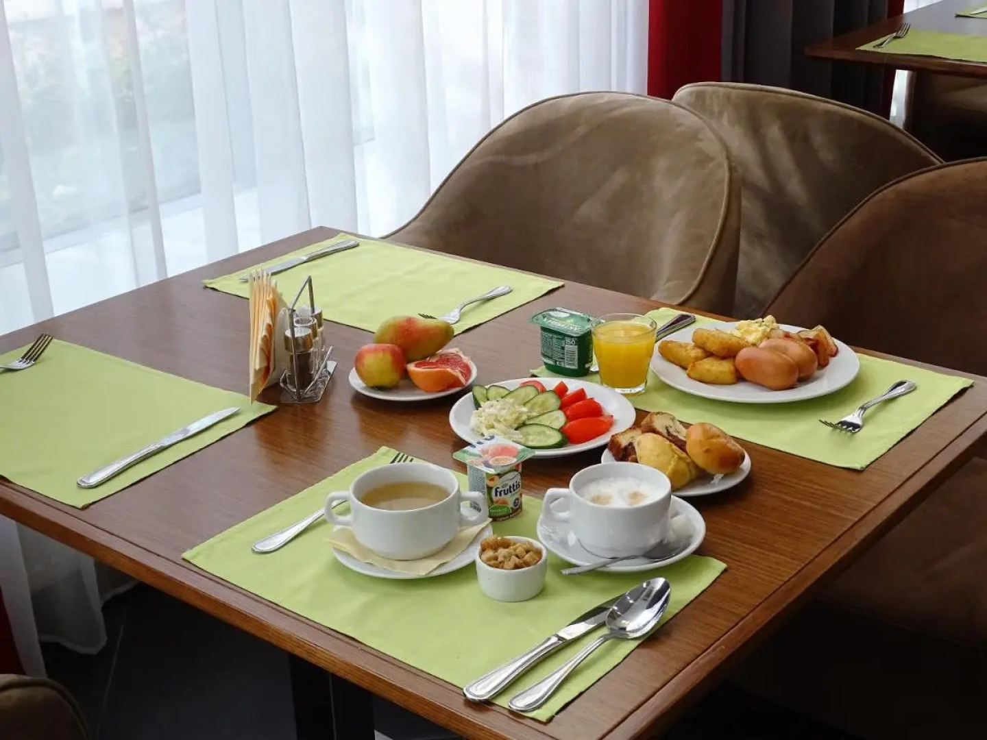 Отель Ramada Hotel & Suites by Wyndham Alabuga