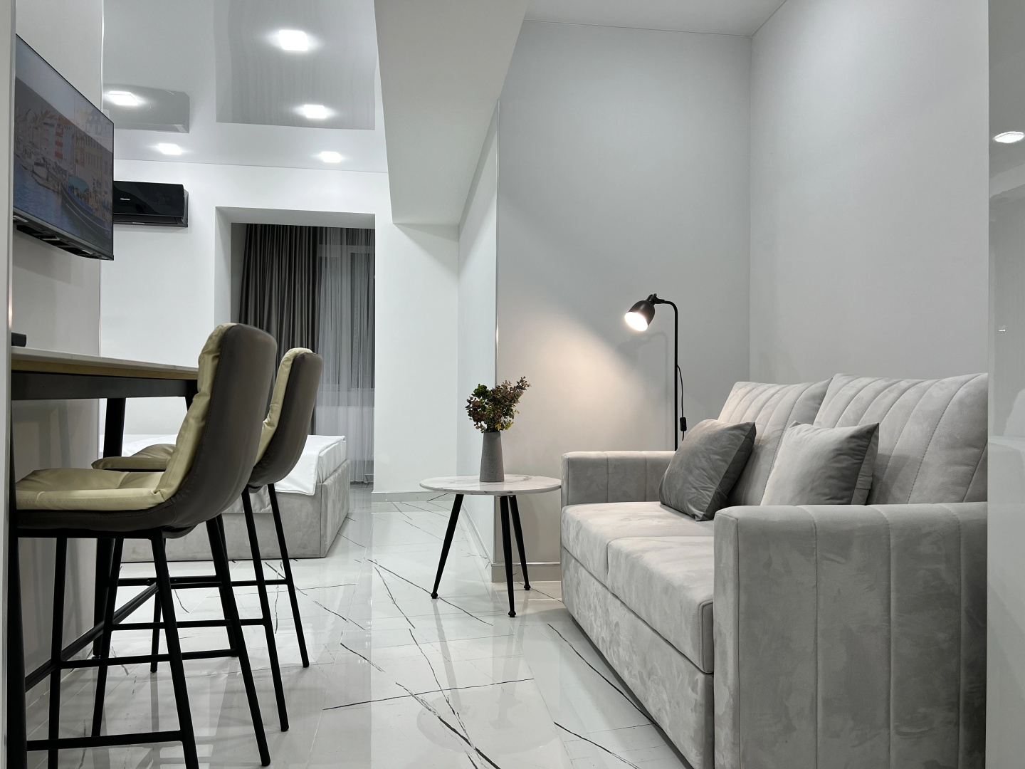 Апартаменты New Modern Classic City Center
