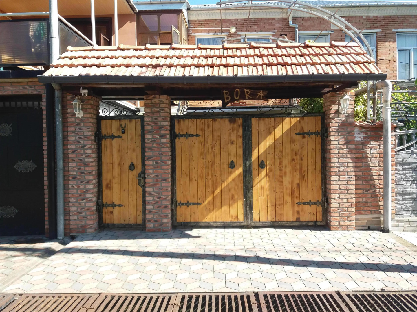 Апартаменты Bora