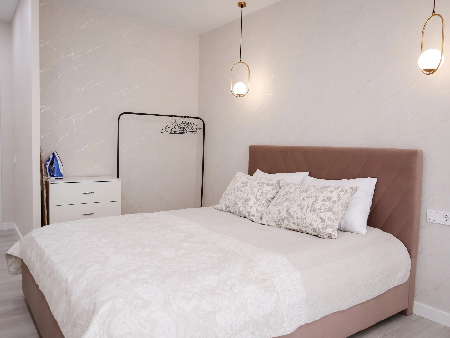 Квартира 2-х Комнатная квартира с новым ремонтом