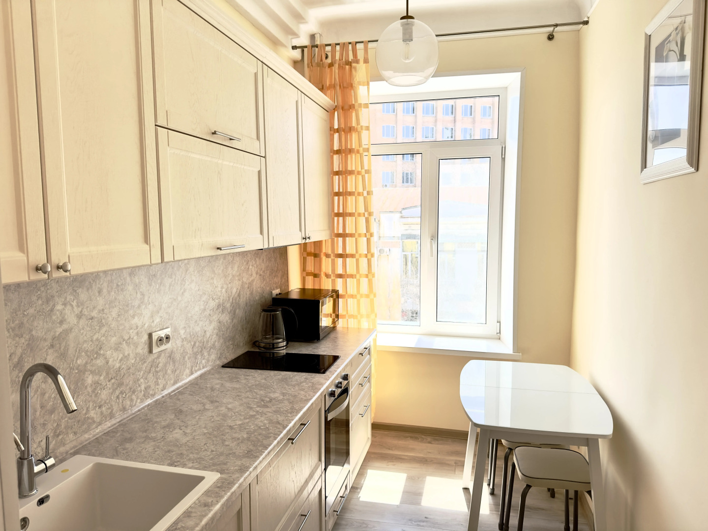 Квартира с новым ремонтом в самом сердце Владивостока