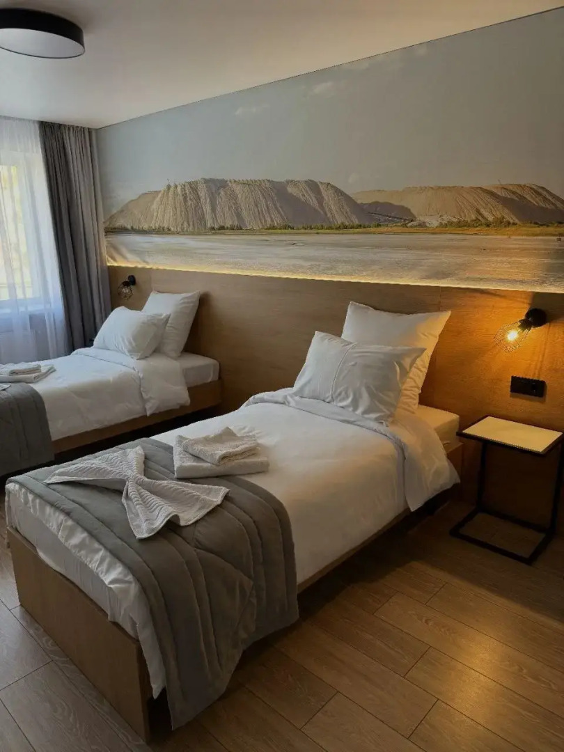 Отель Шахтёр